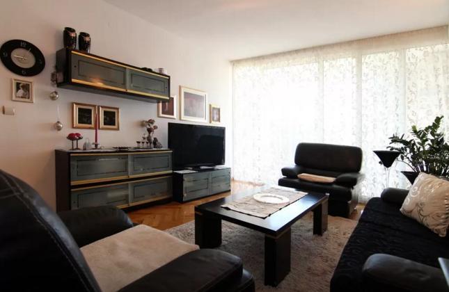 Apartament Bella